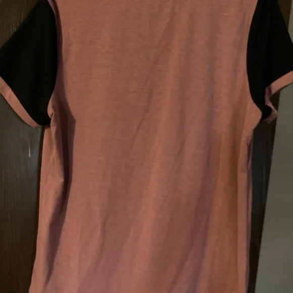 Shein Lace Top Size Large pink mauve black t-shirt. Wore once. - Picture 3 of 5